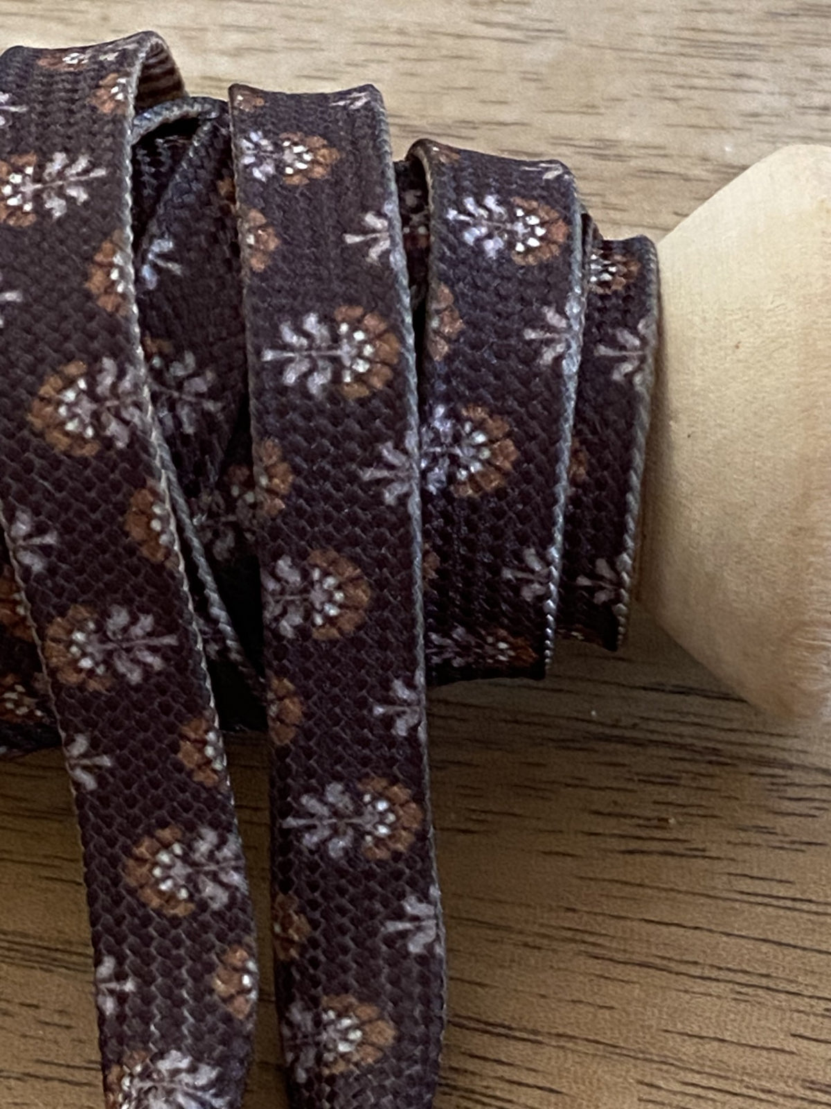 Double-Sided Provençal Floral & Brown Striped Laces – Limited Edition –