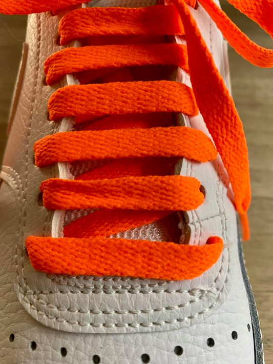Lacets plats orange fluo pour chaussures et Sneakers en matière recyclée