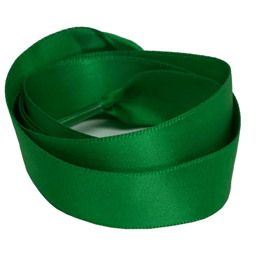 Lacets plats satins larges en satin vert émeraude