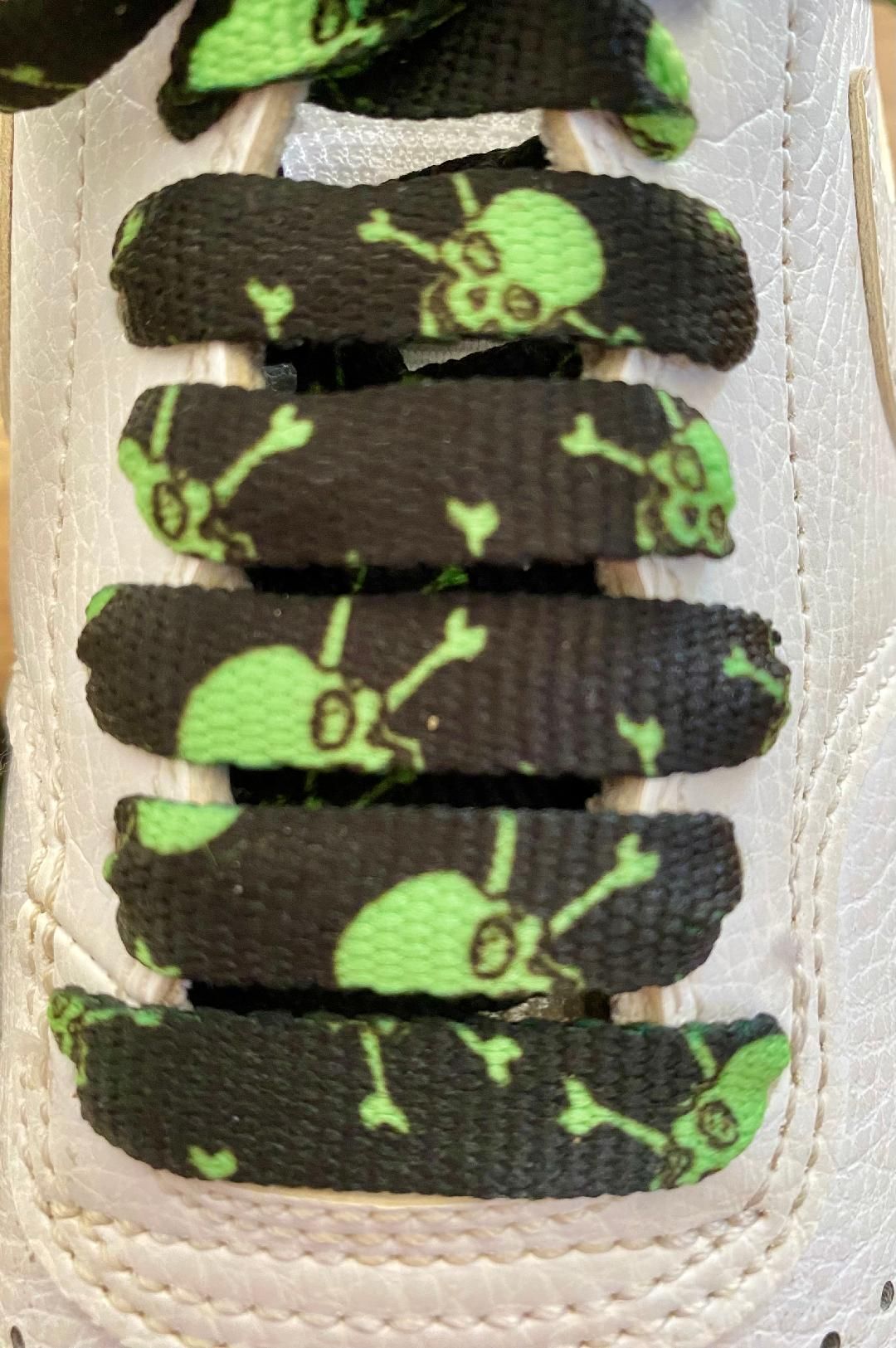 Green skull shoelaces