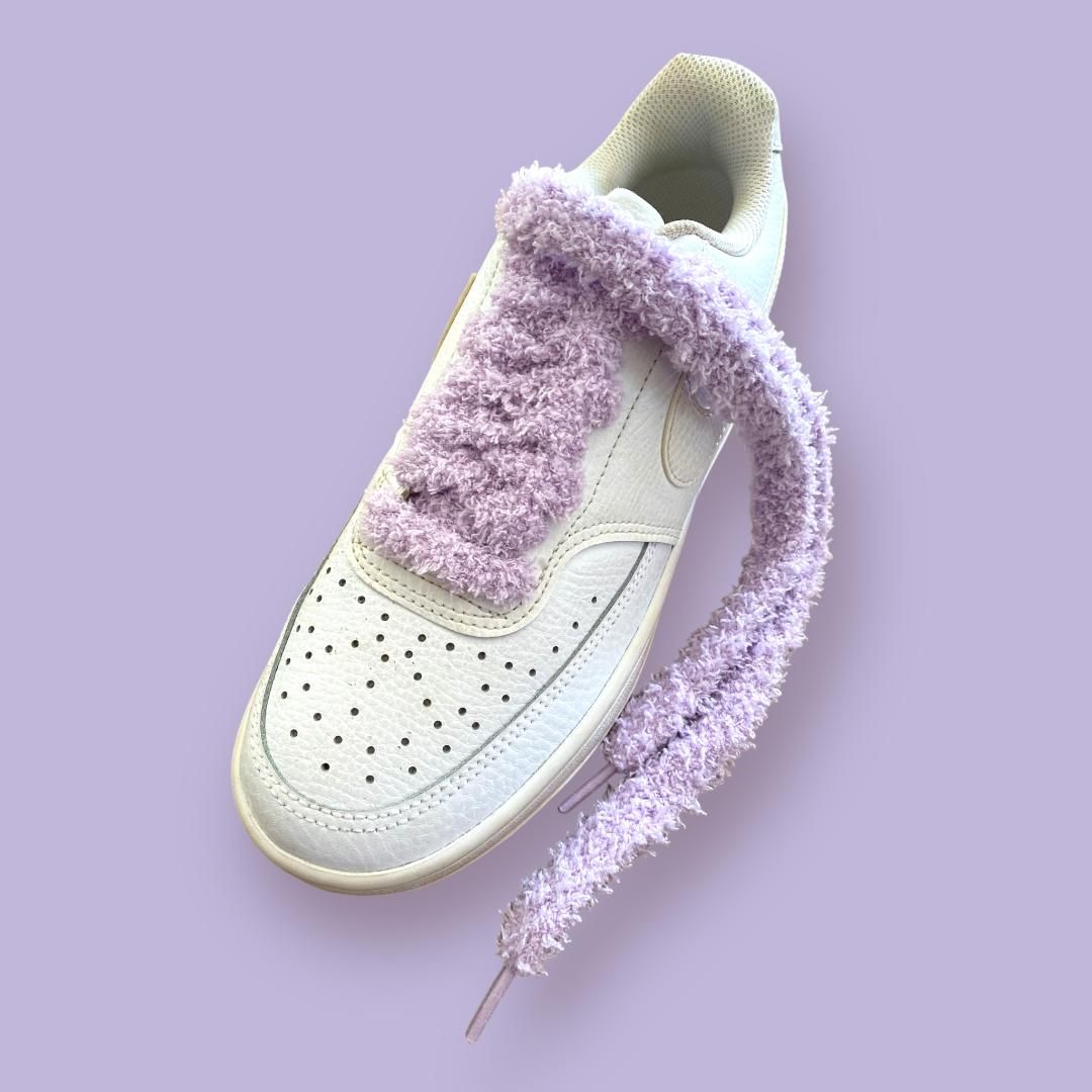 Lacets plats Fluffy Lavande – Style Urban Street, doux comme un nounours