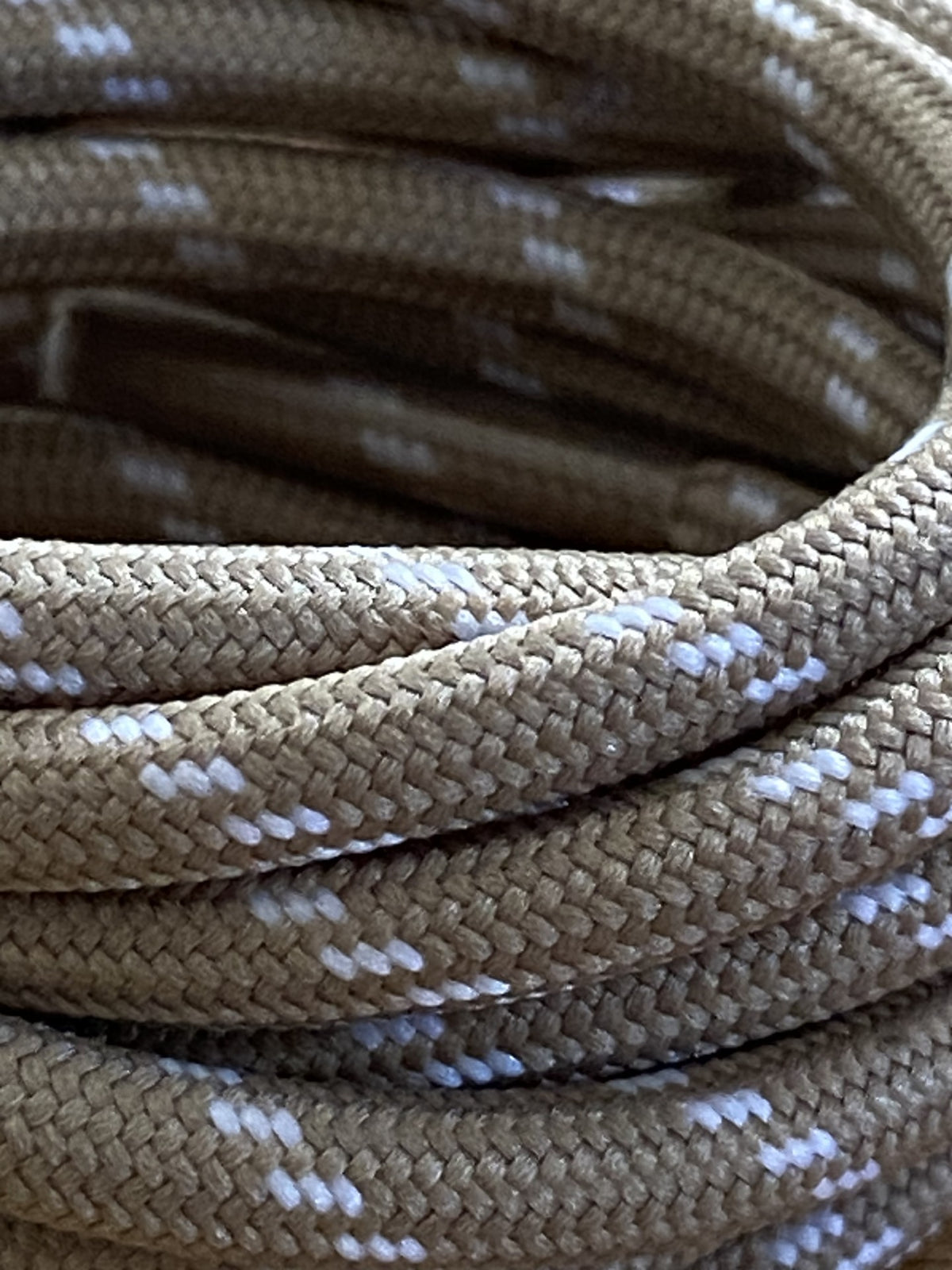 Lacets ronds bicolores Gris Taupe et Traits Blancs 120cm