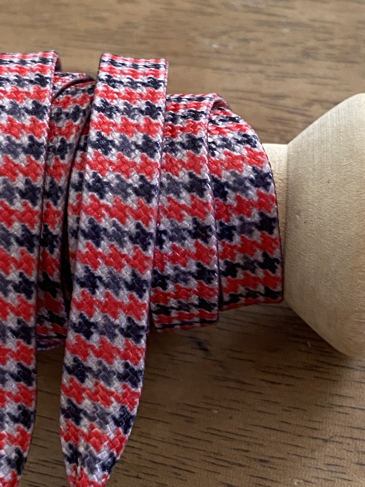 Lacets imprimés Tartan Rock Rouge & Gris - Edition limitée