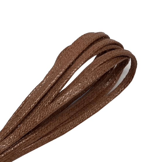 Thin flat waxed laces in Havana