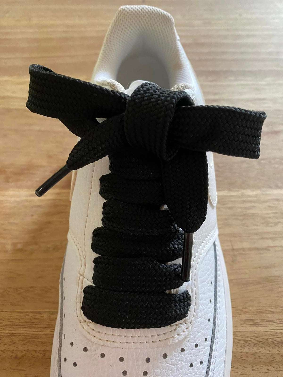 Flat laces 1.8 cm wide Black - Crazylace