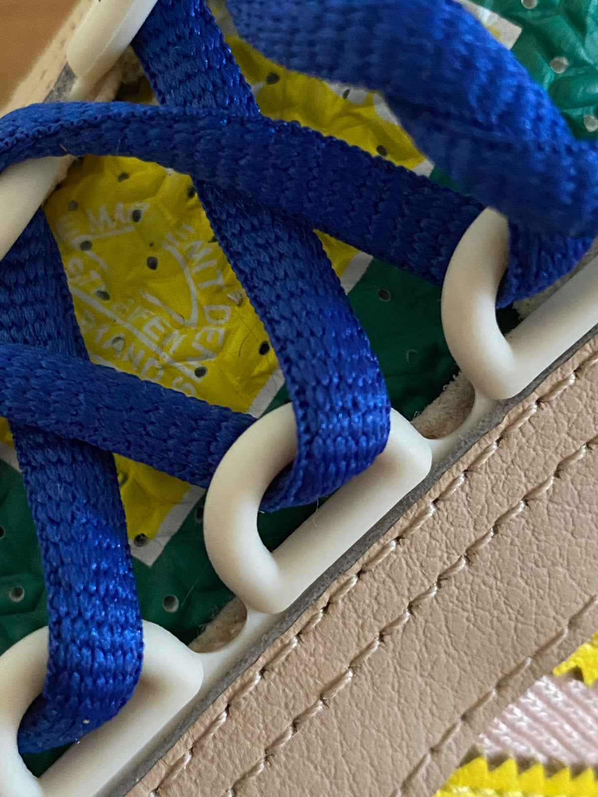 Lacets ovales bleu royal sport