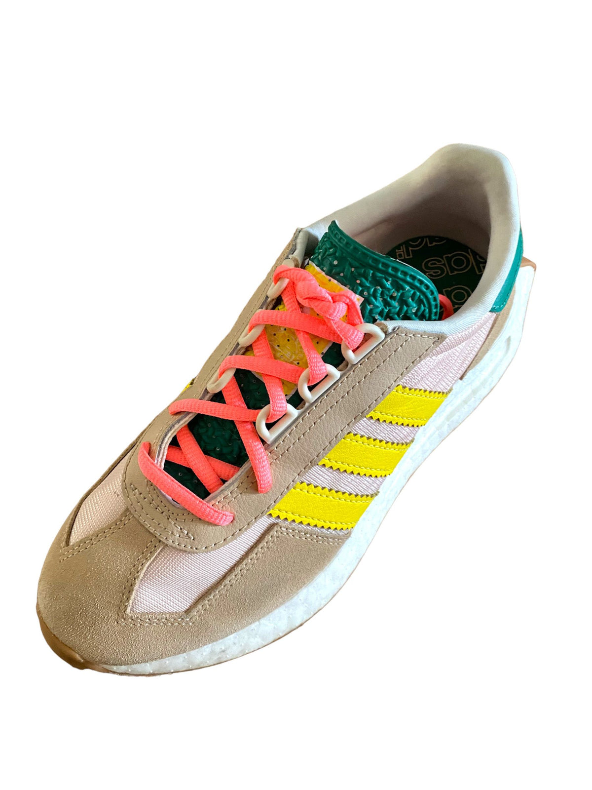 Salmon pink oval athletic laces