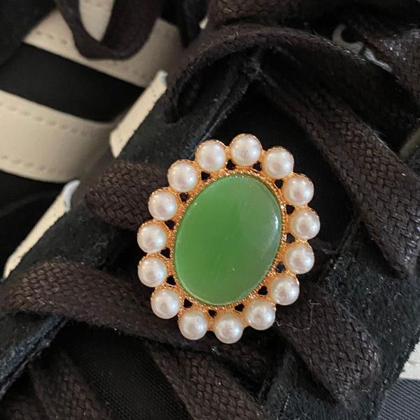 Bijoux à lacets ovales -Les Ginettes- Opaline et perles