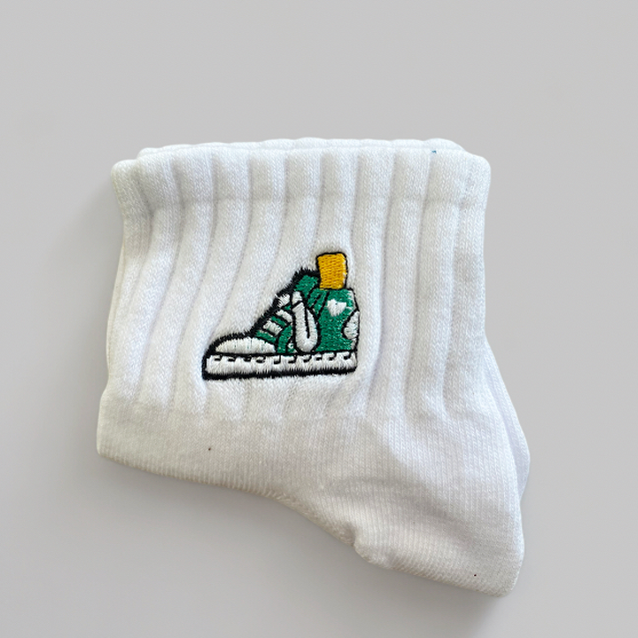 White embroidered cotton ankle socks