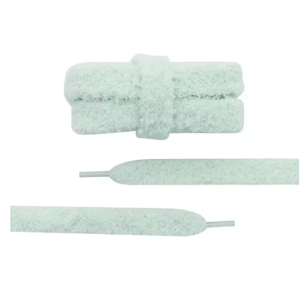Lacets fluffy vert caraïbe pour sneakers