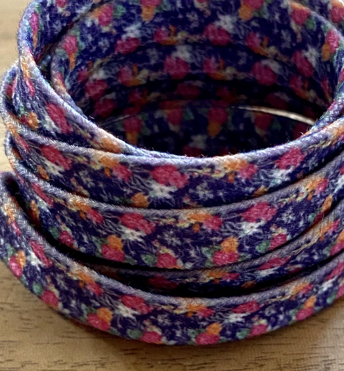 Japanese flower print laces, violet background