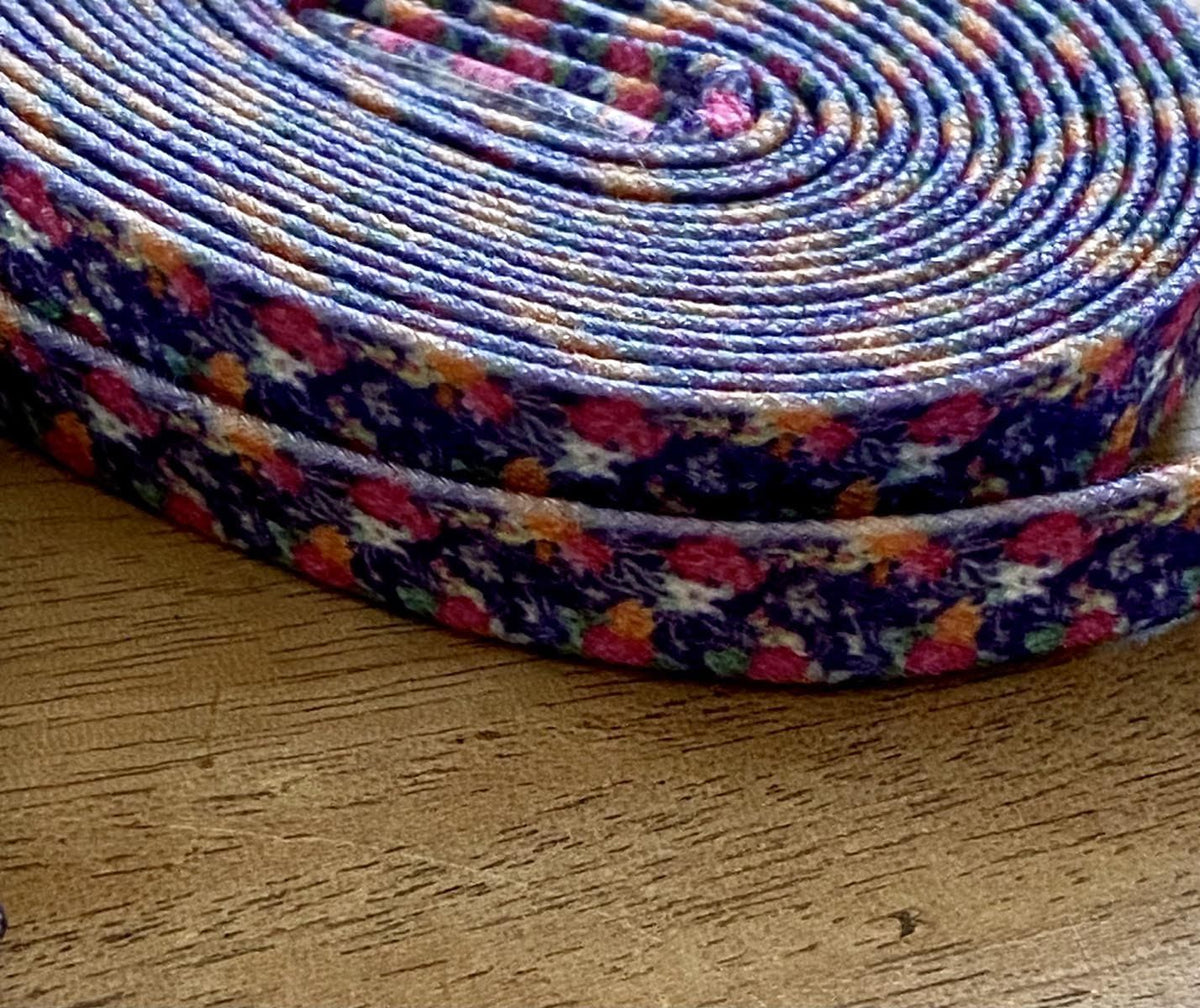 Japanese flower print laces, violet background