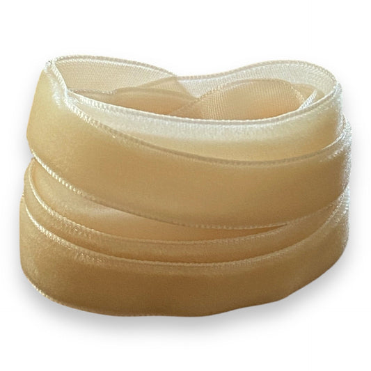 Ivory white velvet laces