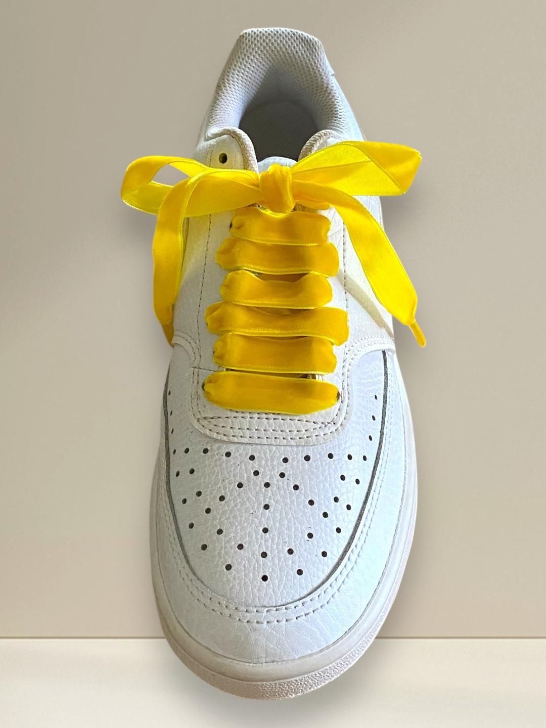 Amber yellow velvet laces