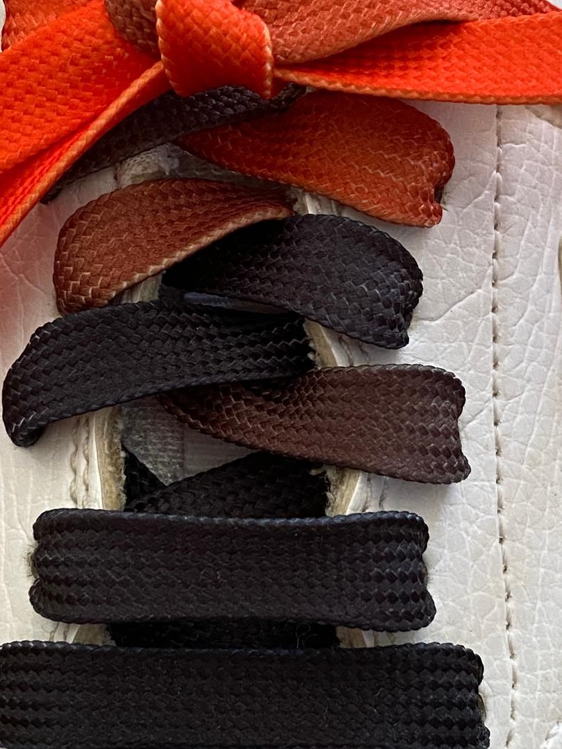 Volcano gradient laces - Black and orange - Crazylace