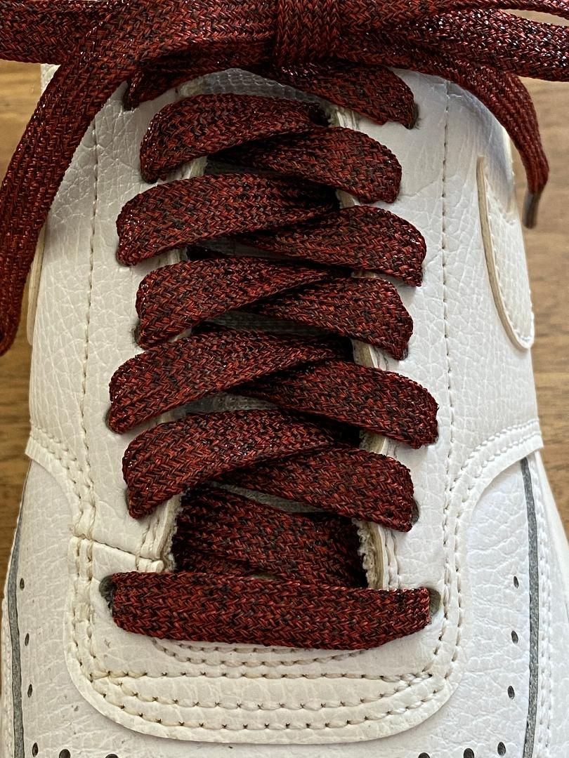 Lacets pailletés chinés lie de vin