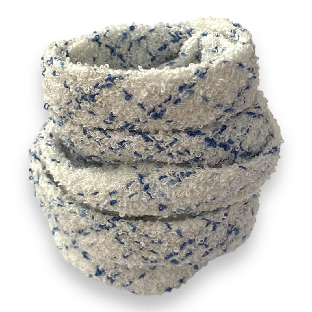 Fluffy Sport flat laces - white and blue – Urban Street style, soft as a teddy bear