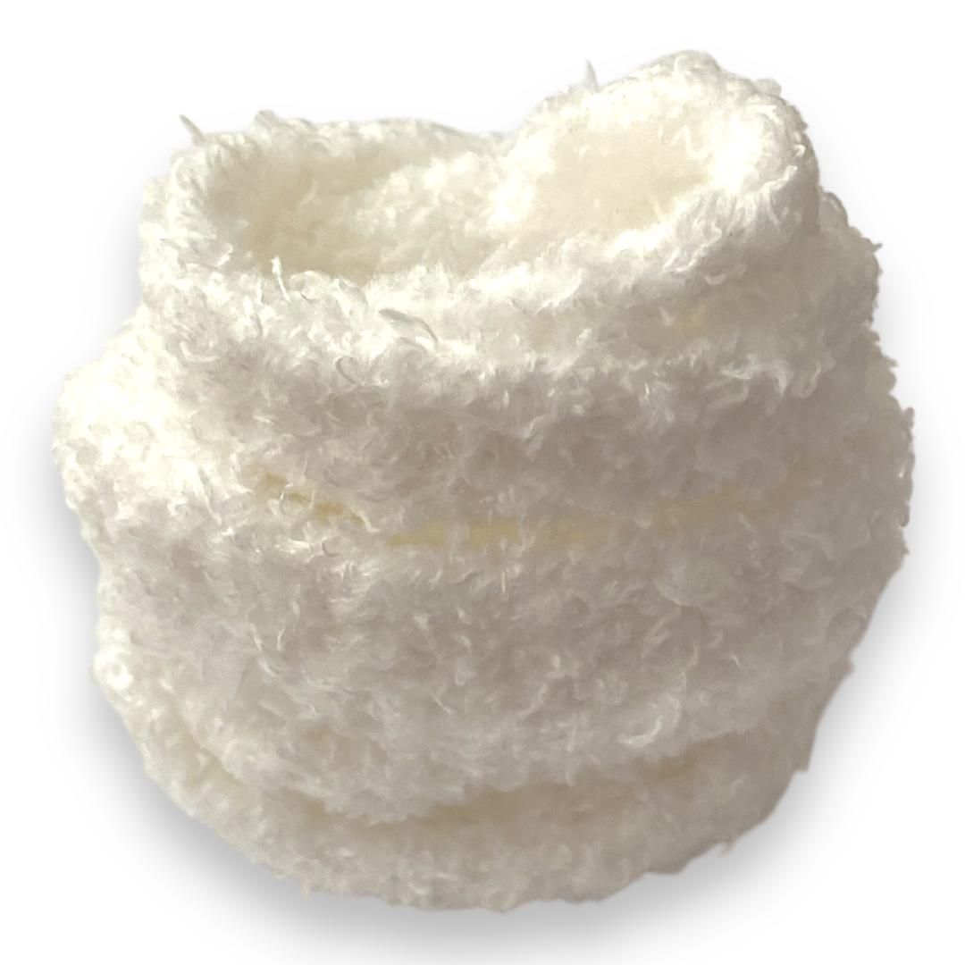 White Fluffy flat laces – Urban Street style, soft as a teddy bear