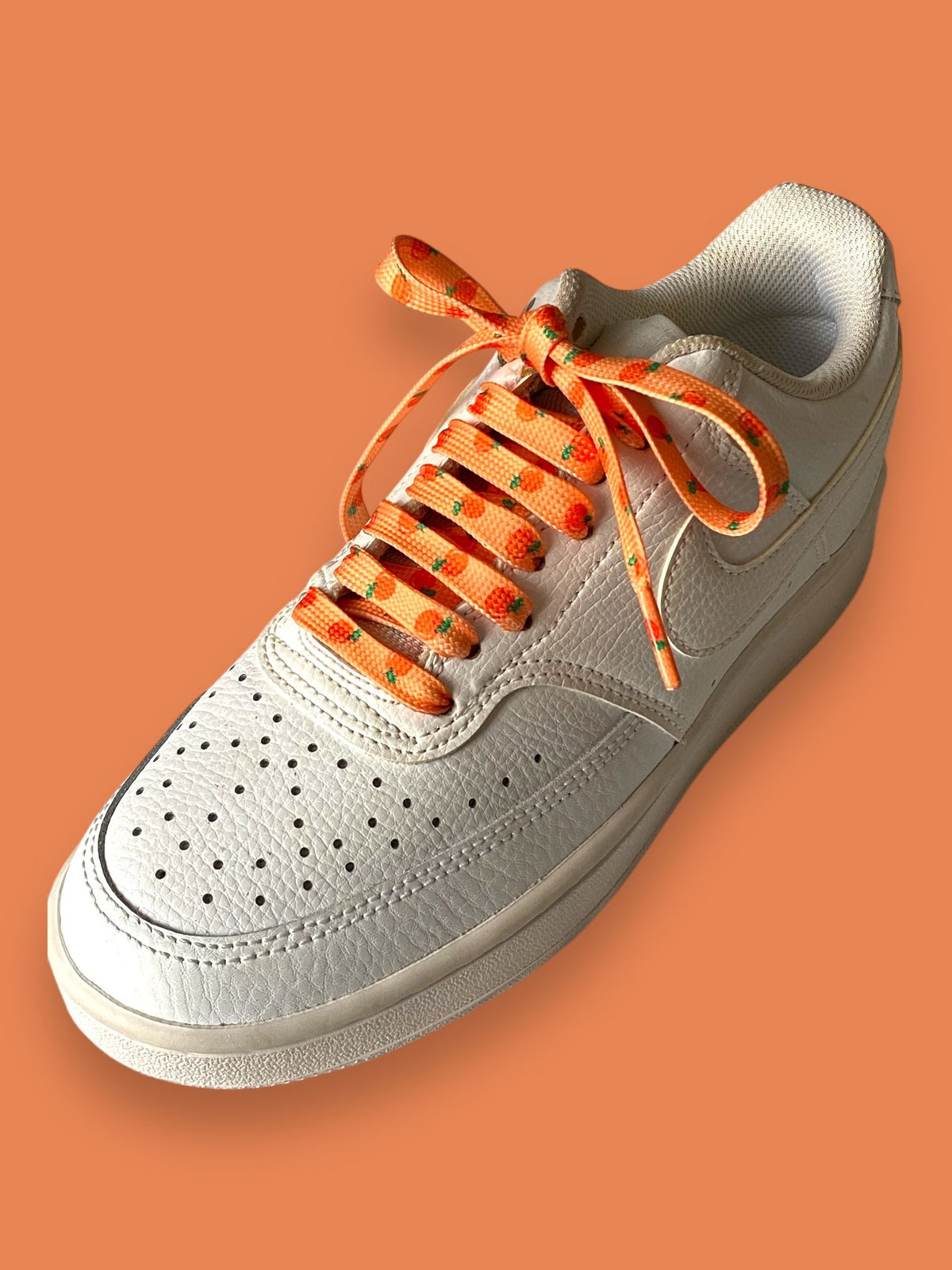 Lacets imprimés oranges pour sneakers
