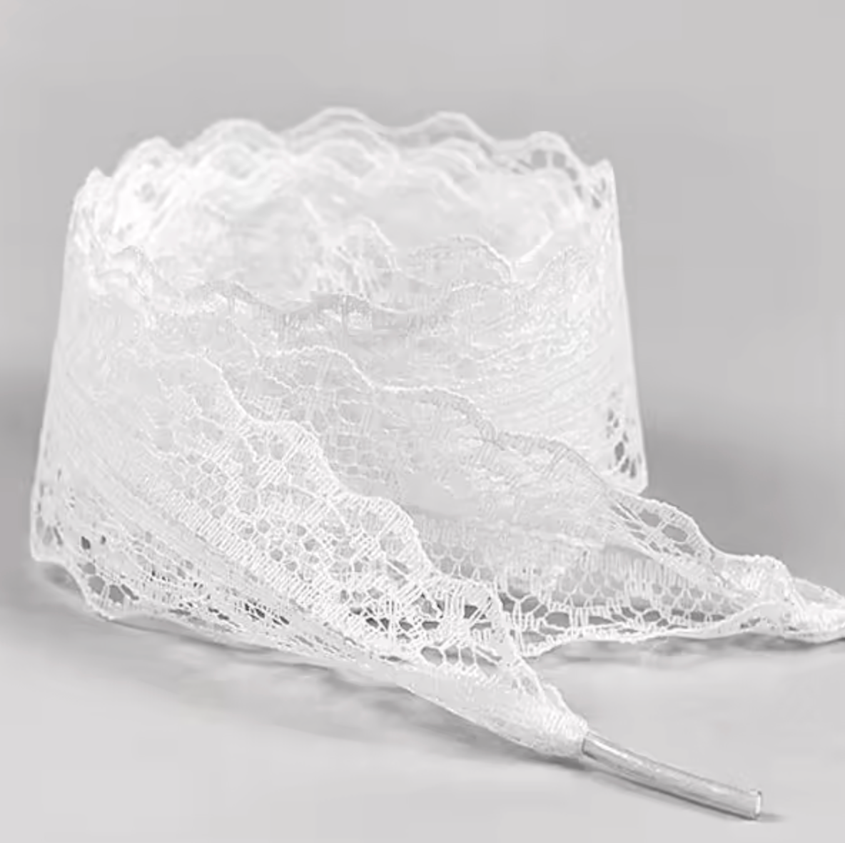 Lacets en dentelles plats larges 3 cm