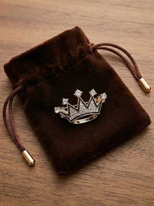 Broche couronne dorée à strass blancs, inspiration Basquiat